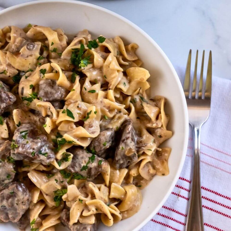 Slow Cooker Beef Stroganoff Recipe - Yummy and fully