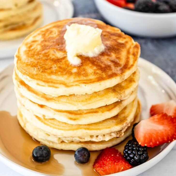 Easy Basic Pancakes Recipe - Yummy and fully