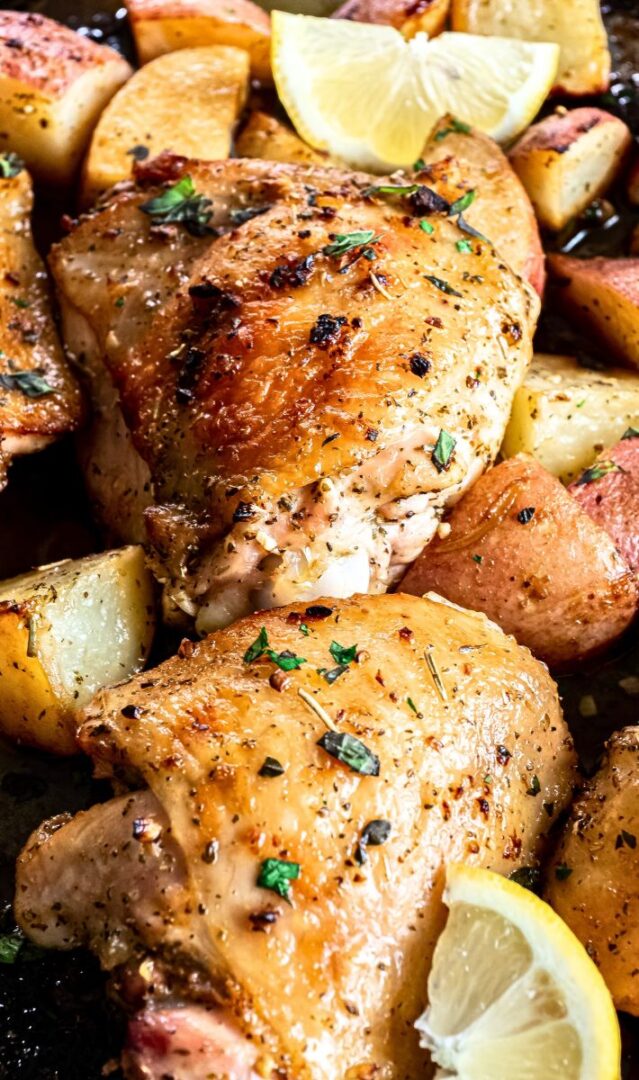 Easy Greek Chicken and Potatoes – Yummy and fully