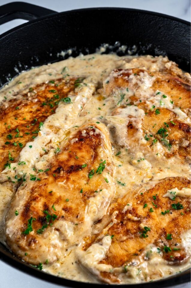 Quick & Easy Creamy Garlic Chicken: Ready In 20 Mins - Yummy and fully