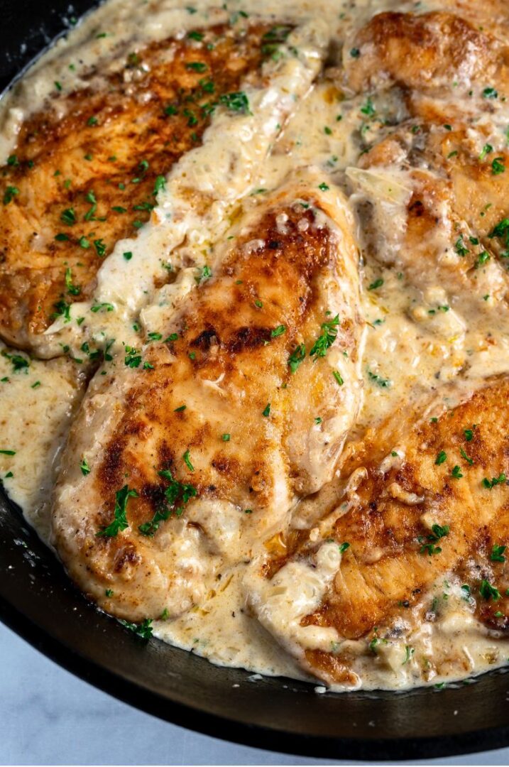 Quick & Easy Creamy Garlic Chicken: Ready In 20 Mins - Yummy and fully