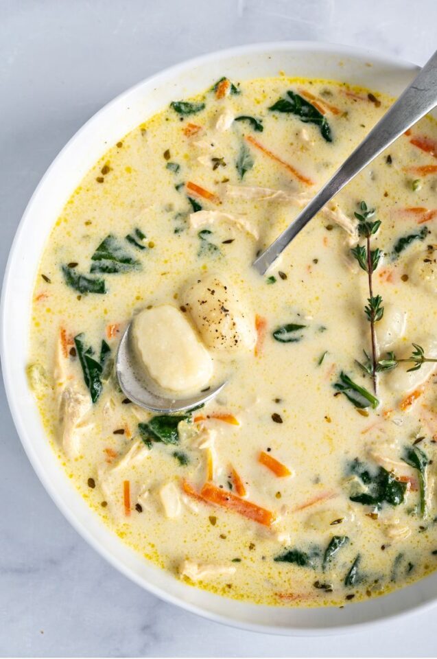 30-Minute Homemade Chicken Gnocchi Soup - Yummy and fully