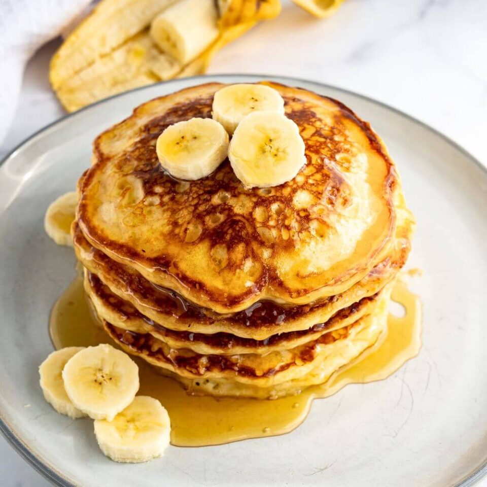 quick-and-easy-fluffy-buttermilk-pancakes-yummy-and-fully