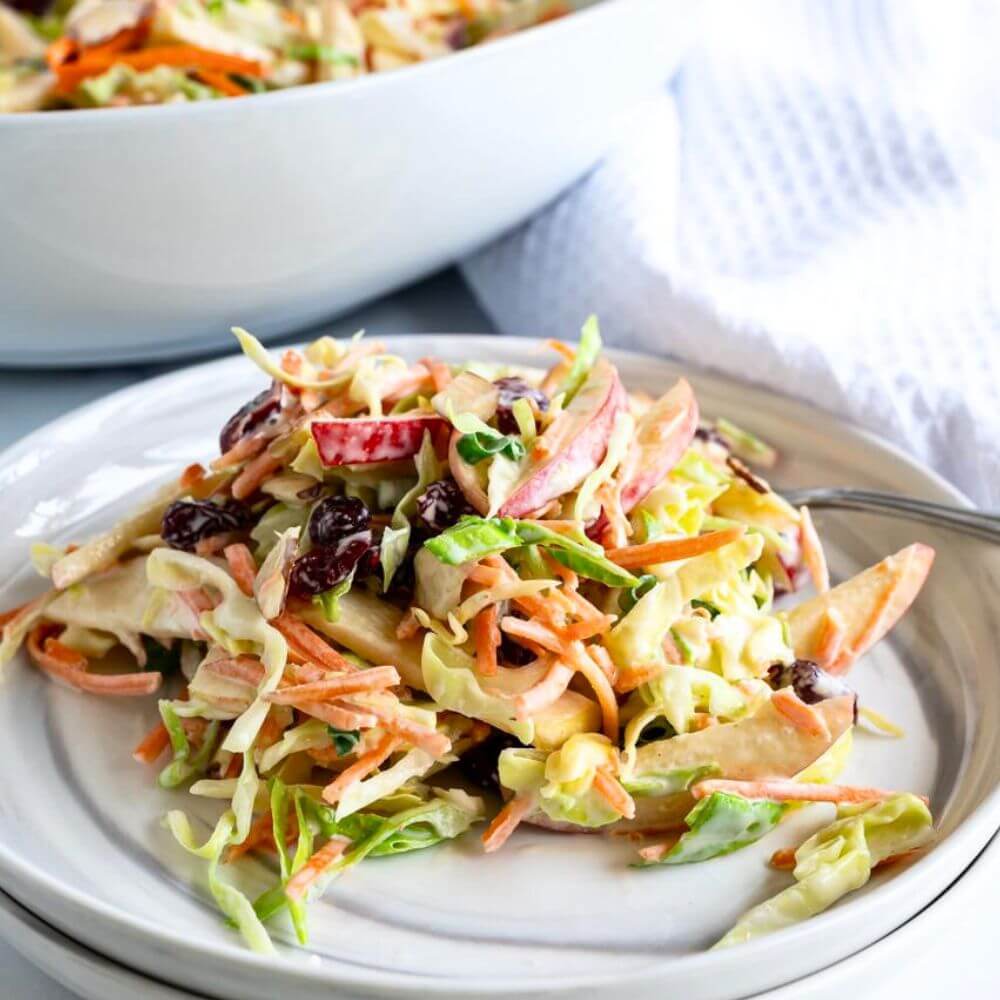 10-Minute Creamy Apple Slaw Recipe - Yummy and fully